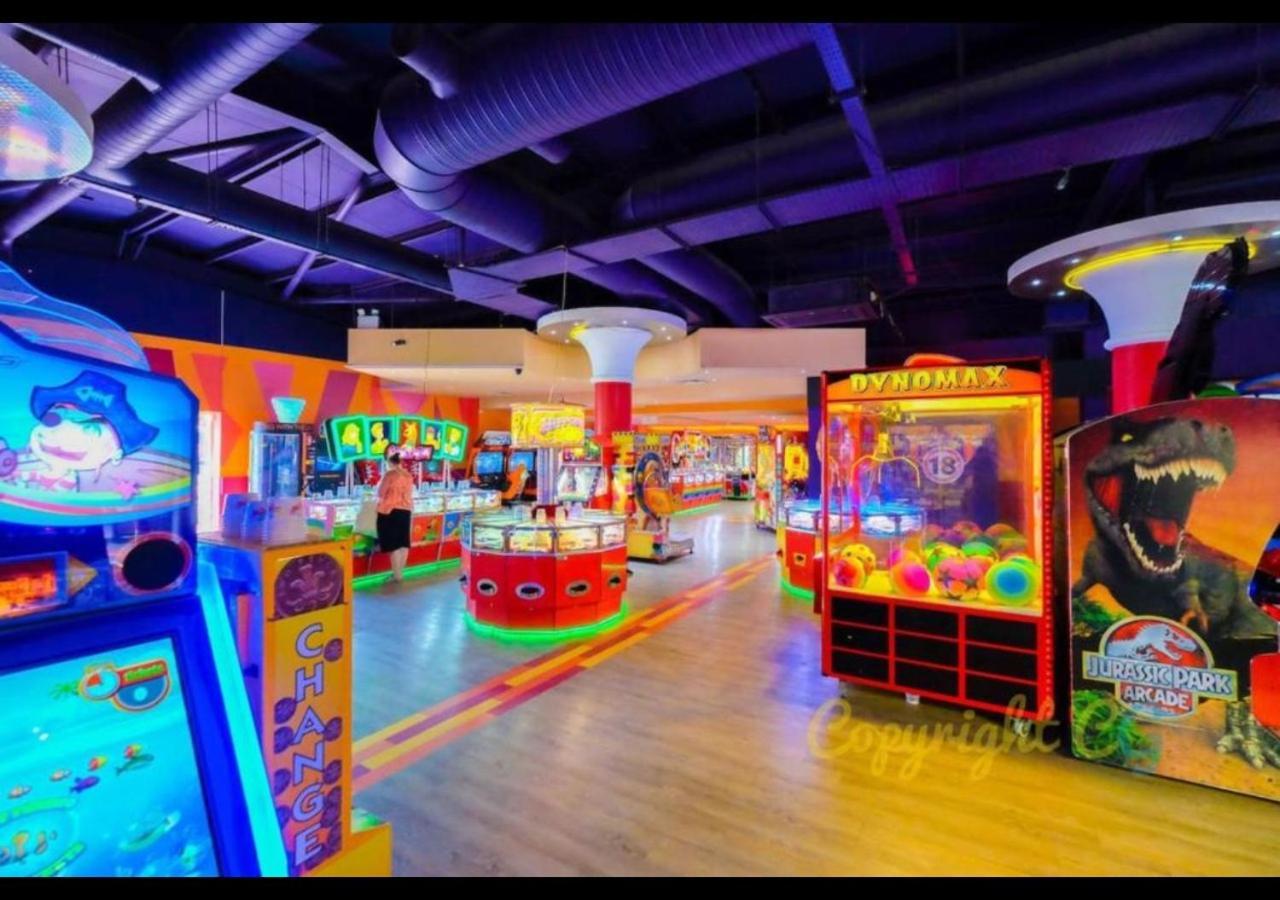 Mp768 - Camber Sands Holiday Park - Huge Lodge - Small Dog Friendly - Sleeps 8 Экстерьер фото