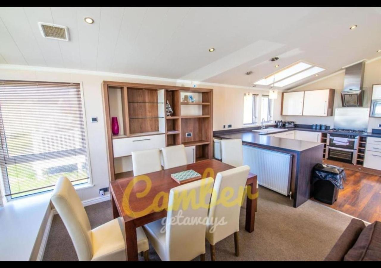 Mp768 - Camber Sands Holiday Park - Huge Lodge - Small Dog Friendly - Sleeps 8 Экстерьер фото