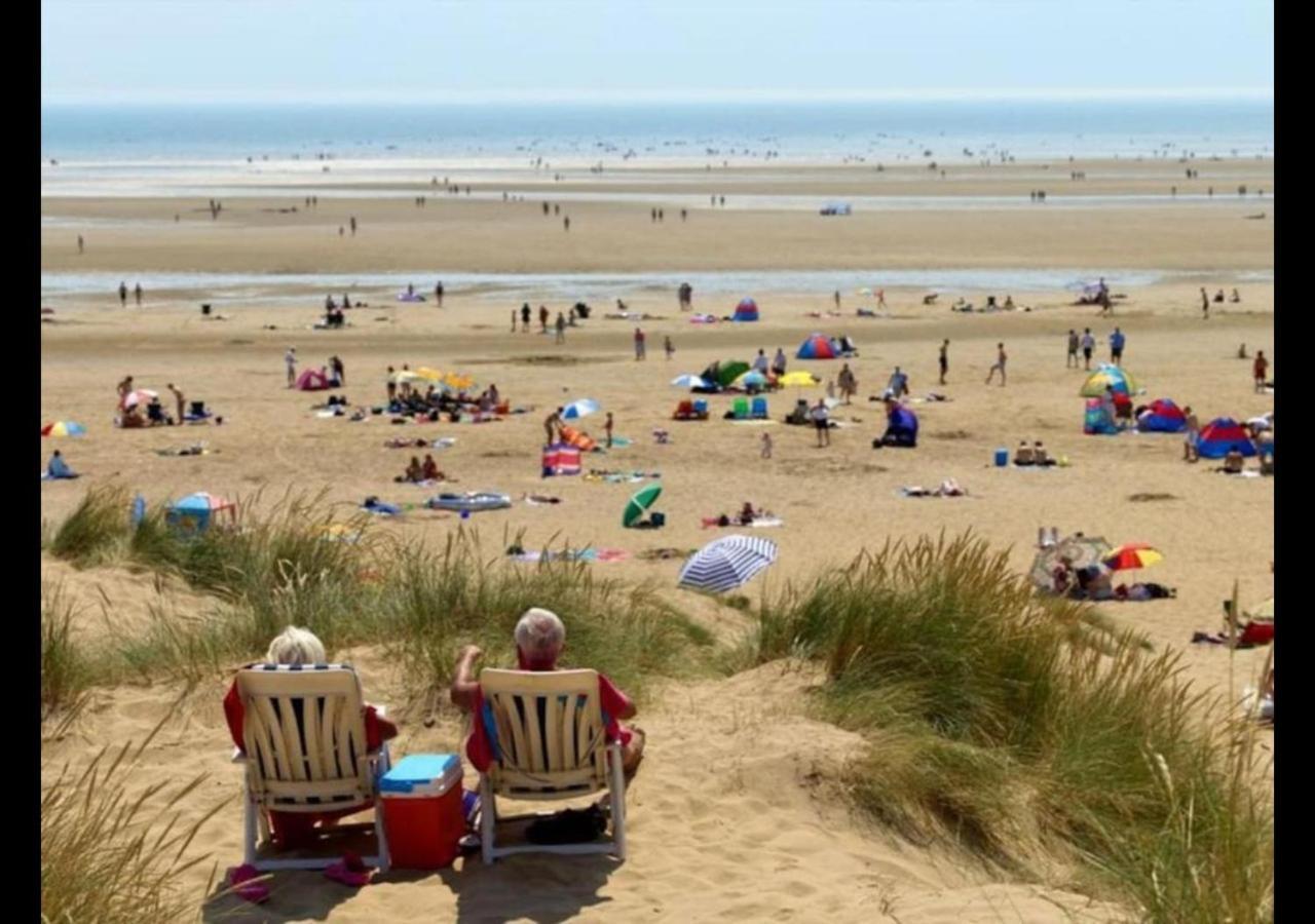 Mp768 - Camber Sands Holiday Park - Huge Lodge - Small Dog Friendly - Sleeps 8 Экстерьер фото